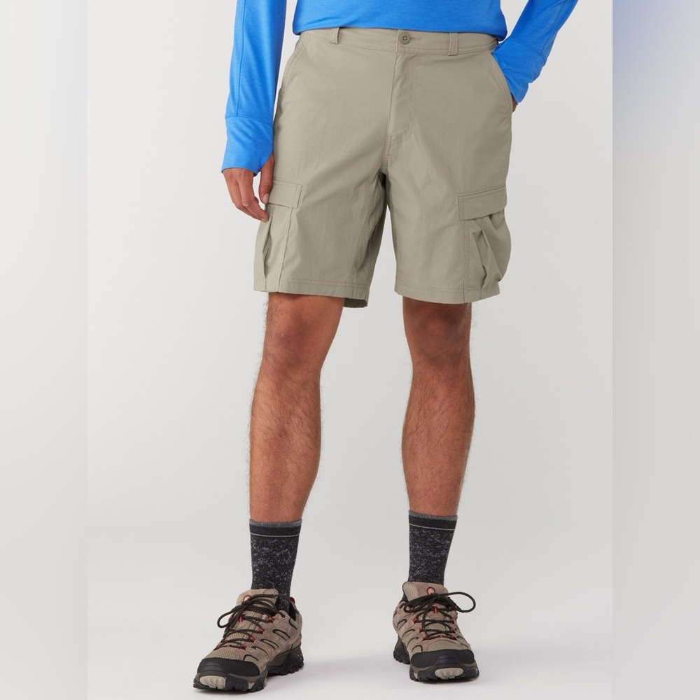 REI Co-op Mens Sahara Cargo Hiking Shorts 36 Taupe Quick Dry Lightweight NWT